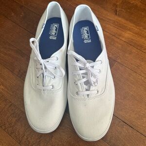 Women’s White Keds Size 12 Extra Wide